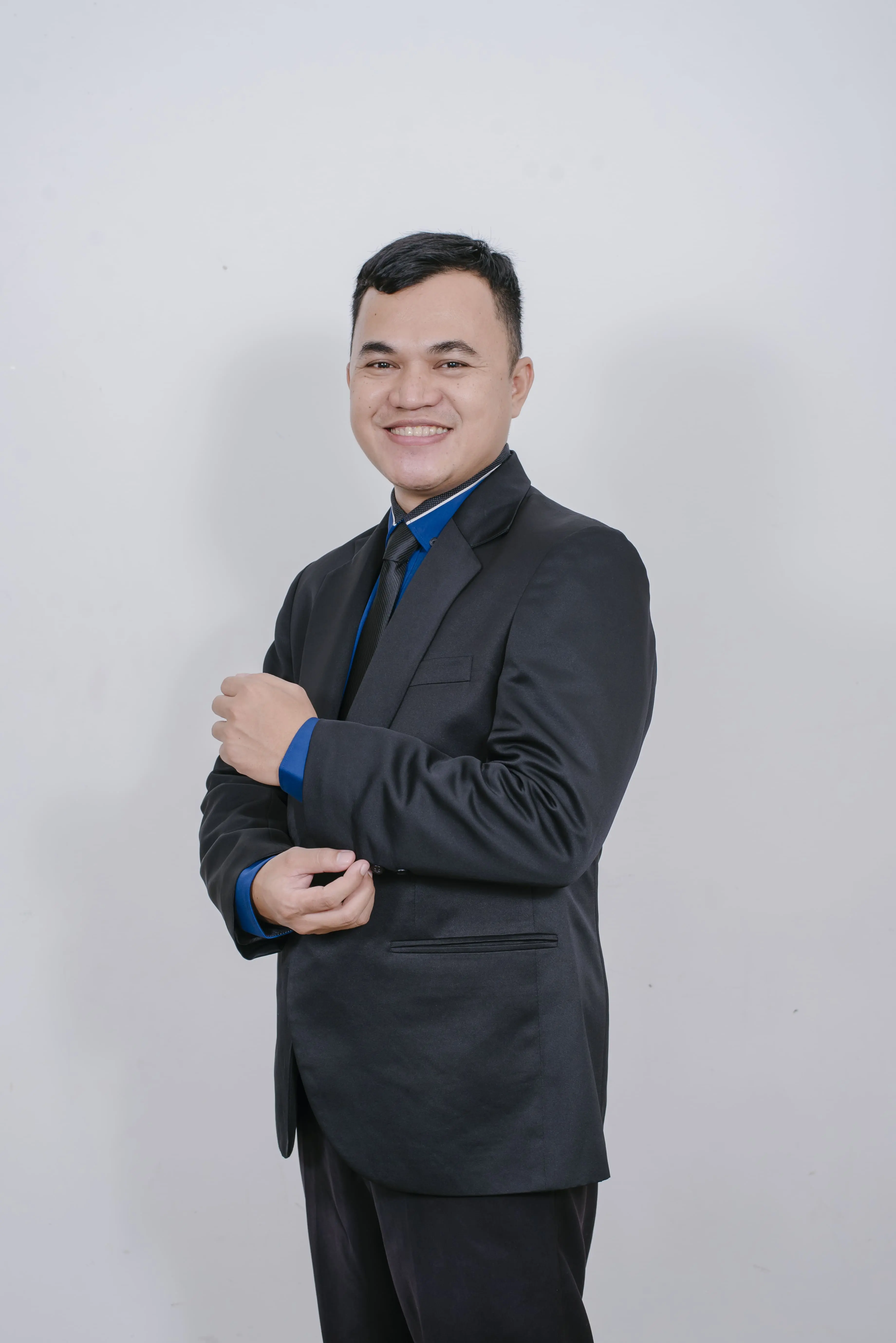 Dr. Dicky Jhoansyah, MA