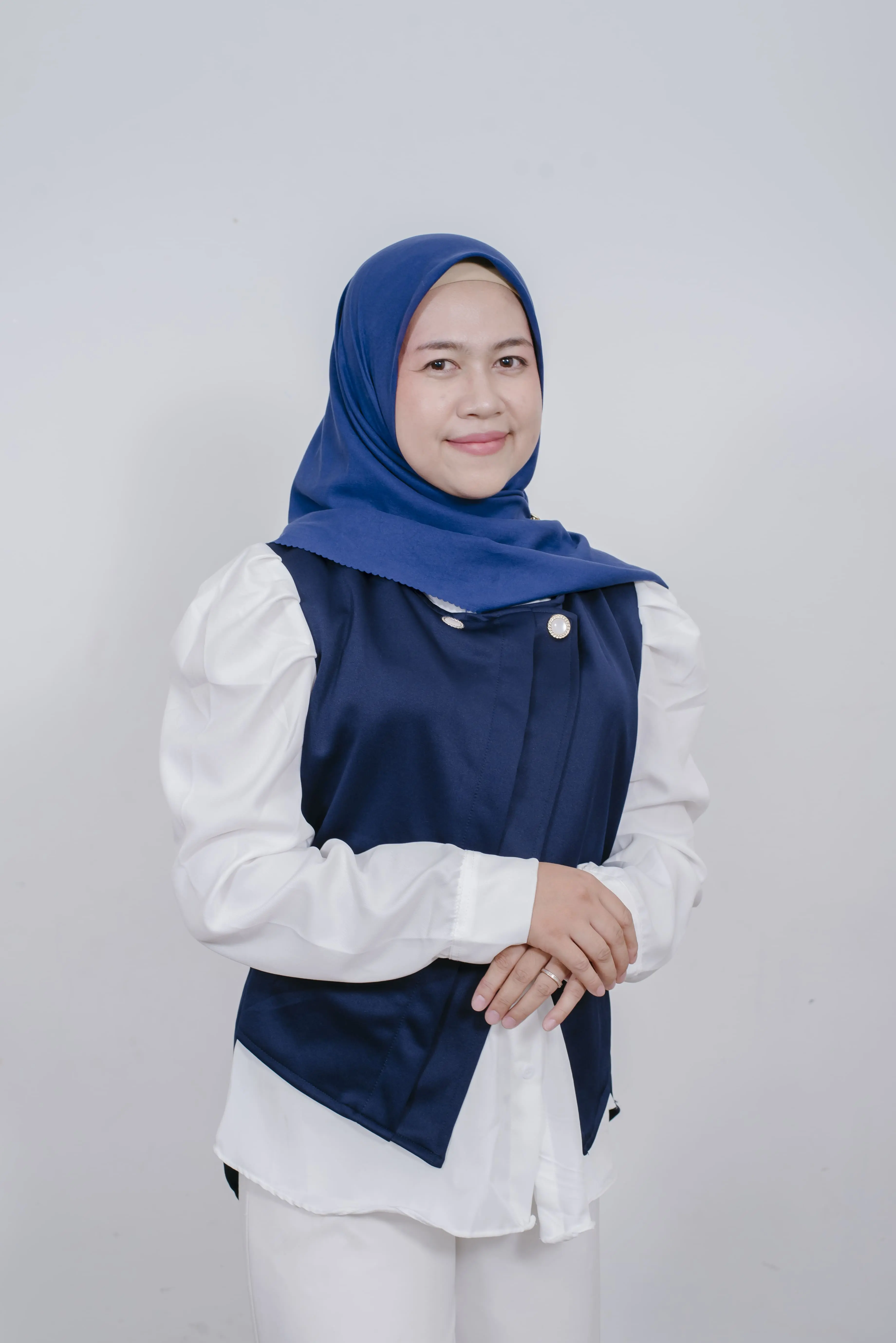 Ira Rahayu A. MD