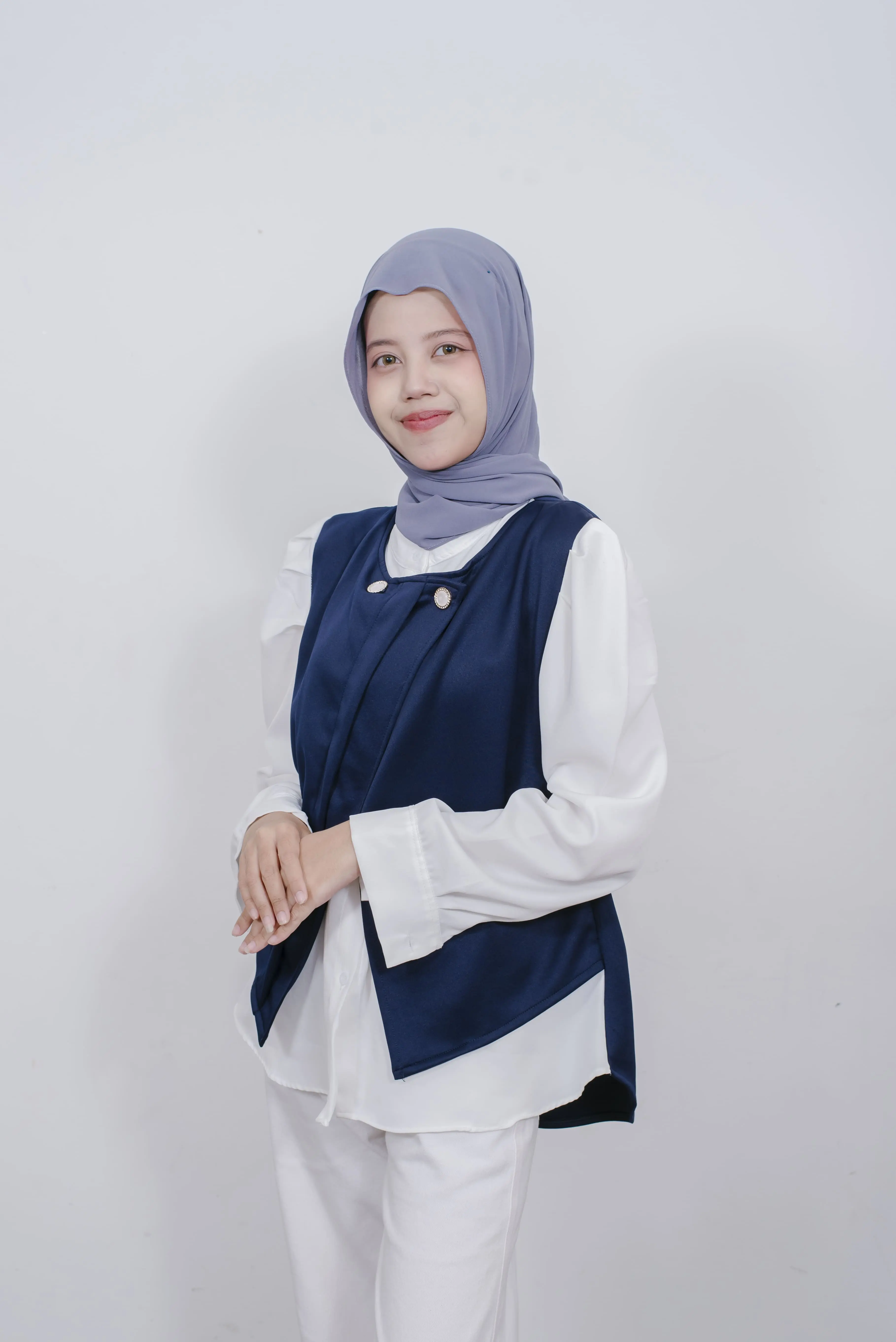 Yolanda Danisa S. A.B
